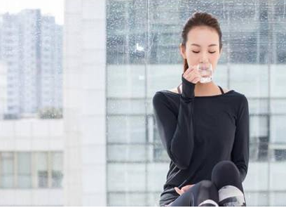 骨密度仪厂家提示女性骨质疏松要远远高于男性尤其是在寒冷的冬季 骨密度仪厂家提示女性骨质疏松要远远高于男性尤其是在寒冷的冬季